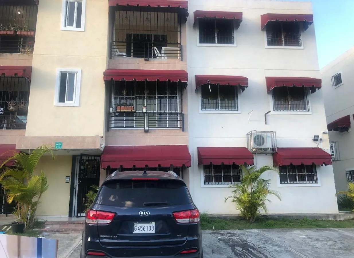 Lägenhet Hermoso Apartamento Carmen Renata III A 10 Minutos De Embajada Americana Pantoja